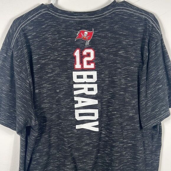 🔥🏈 TAMPA BAY BUCCANEERS Tom Brady #12 Graphic Player Tee - Black Heather - EUC - Picture 6 of 8